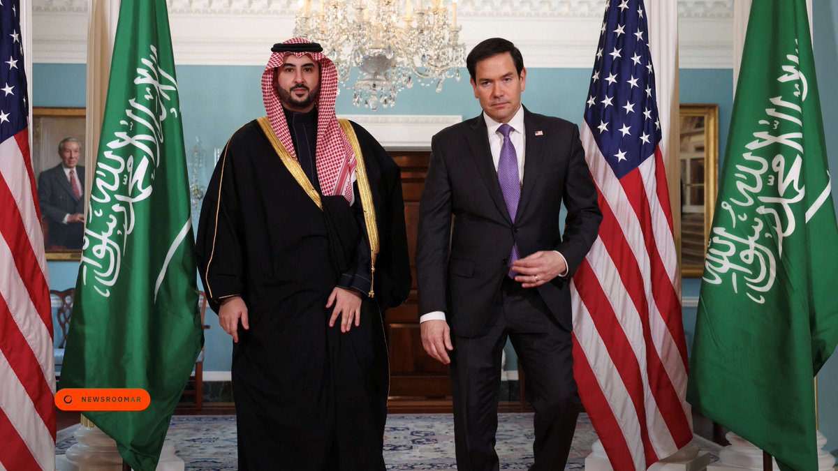 السعودية تطالب بضرب طهران