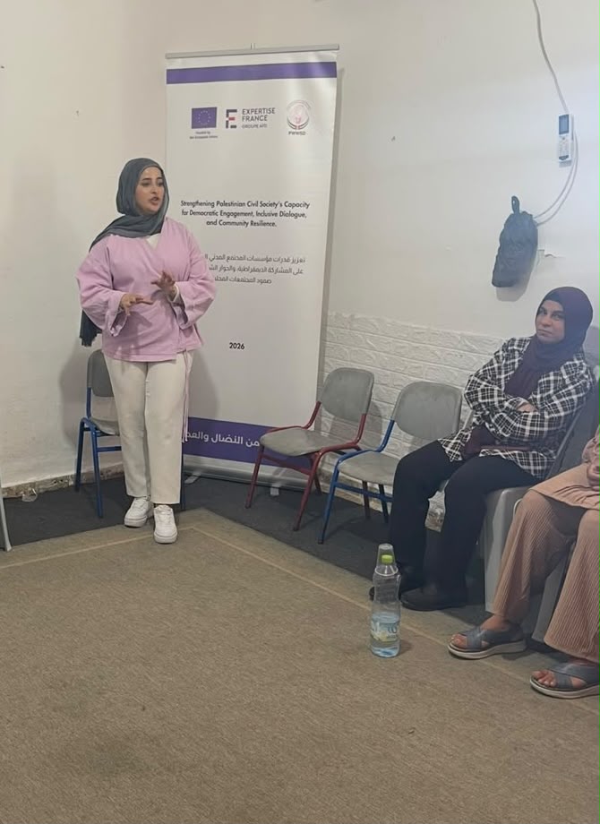 جمعية المرأة العاملة تنظم ورشة حول مهارات التواصل في بيت فجار