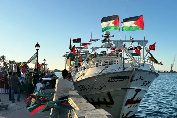 قوارب أسطول الصمود التي
 اعتدى عليهم جيش الاحتلال 