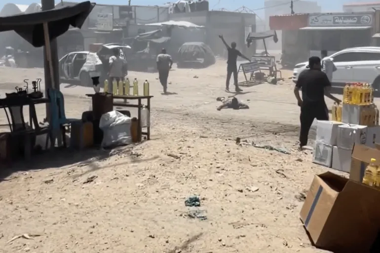 الاحتلال يواصل خرق وقف إطلاق النار في غزة وعدّاد الشهداء لا يتوقف (الجزيرة)
