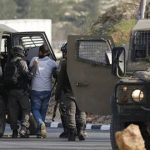 "الاحتلال يصعد حملات الاعتقال والمداهمة الليلية في المحافظات الفلسطينية - أرشيفية"