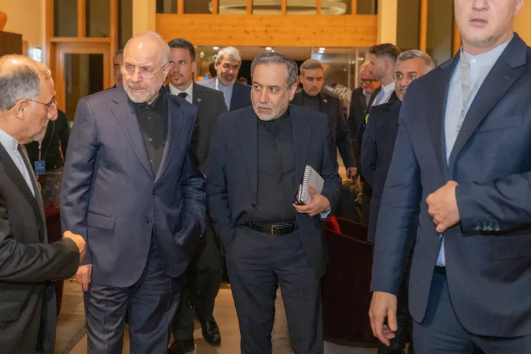 الوفد الإيراني المشارك في المفاوضات وصل إلى سويسرا لإجراء محادثات مع الجانب الأمريكي (الأوروبية)