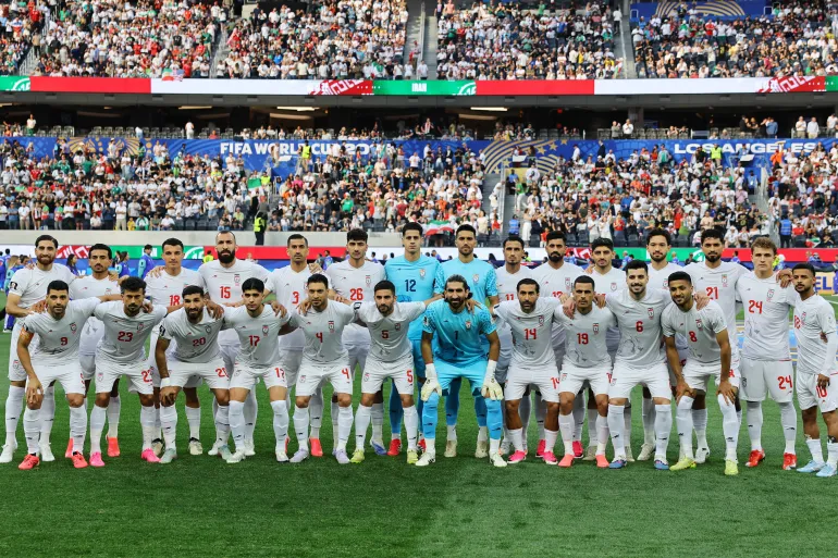 منتخب إيران اضطر إلى نقل معسكره إلى المكسيك (رويترز)