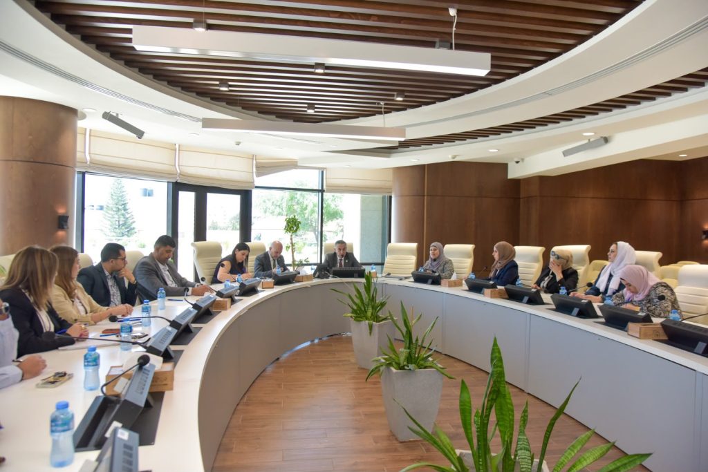 بلدية رام الله تعلن عن دمج المجموعة الشبابية في لجانها وتنظيم لقاءات دورية لبحث المبادرات المجتمعية
