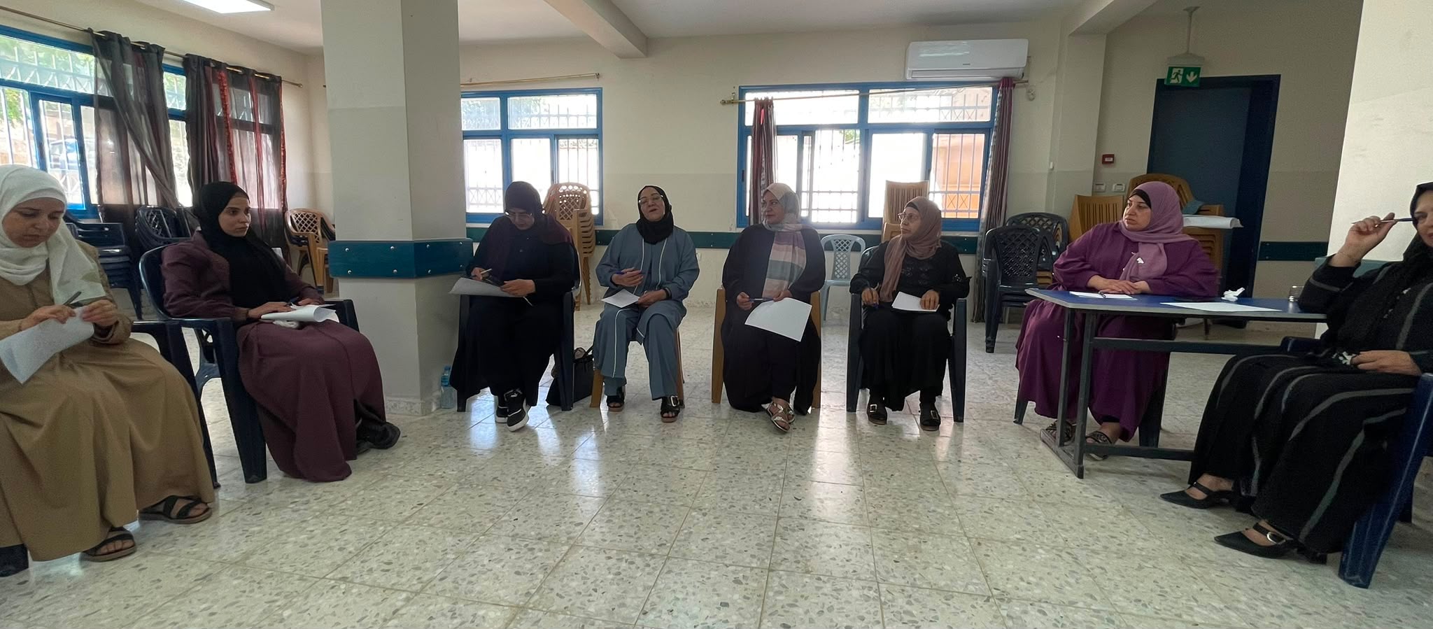 جمعية المرأة العاملة تعزز مفاهيم المواطنة والمشاركة السياسية لدى عضوات مجلس الظل في المعصرة