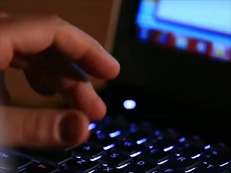 إسرائيل وإيران تخوضان حرب جواسيس على هامش صراعهما الممتد (الجزيرة)