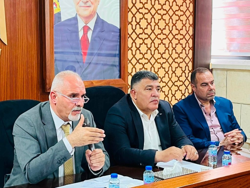 البروفيسور رزق سليمية يبحث مع مزارعي المحافظات الشمالية آليات التنفيذ لدعم المتضررين