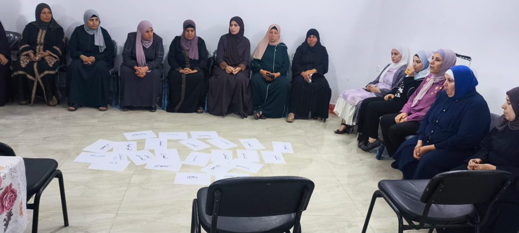 جمعية المرأة العاملة تنظم ورشة حول المشاركة والمبادرات في بلدة بيتا