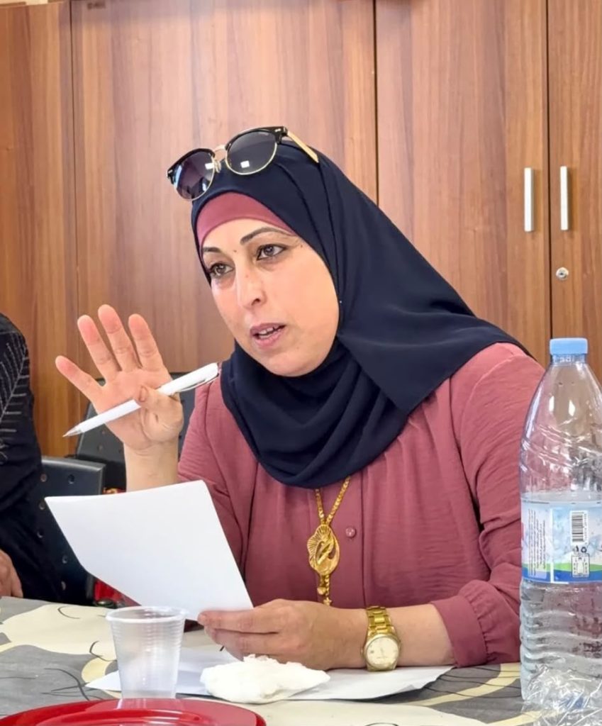 جمعية المرأة العاملة الفلسطينية تنظم تدريباً حول بناء شبكات الدعم للنساء بدار صلاح