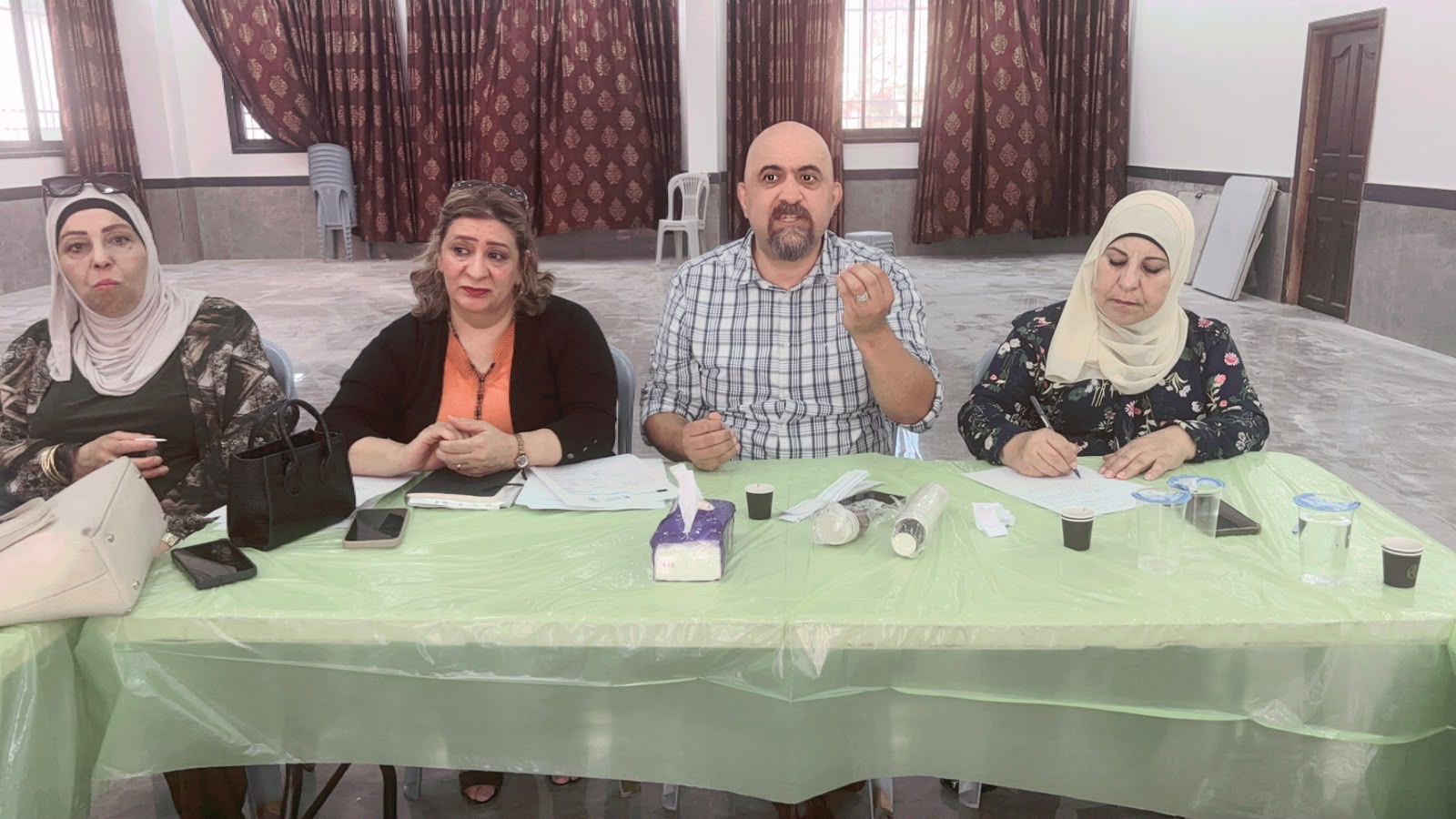 "المرأة العاملة" تنظم ورشة توعوية في بيتونيا لتعزيز المشاركة السياسية وحرية الرأي والتعبير