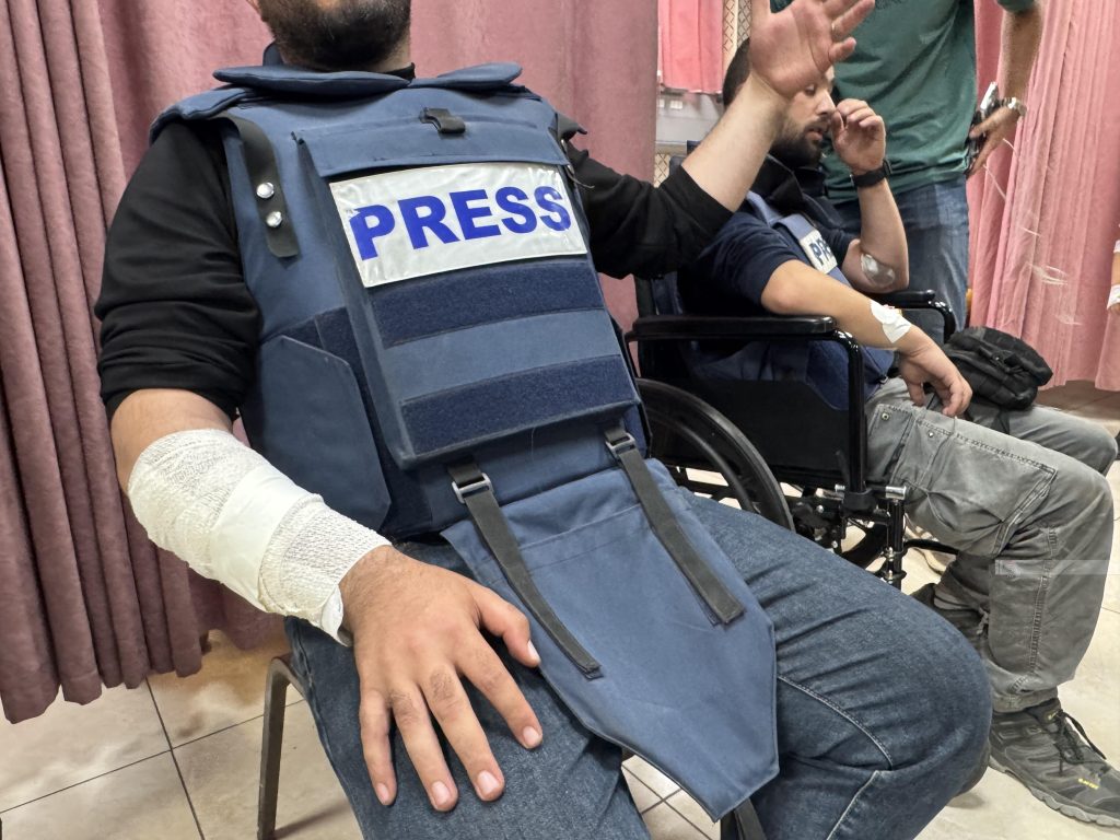 نقابة الصحفيين ترصد 89 انتهاكاً إسرائيلياً ضد الطواقم الإعلامية خلال حزيران