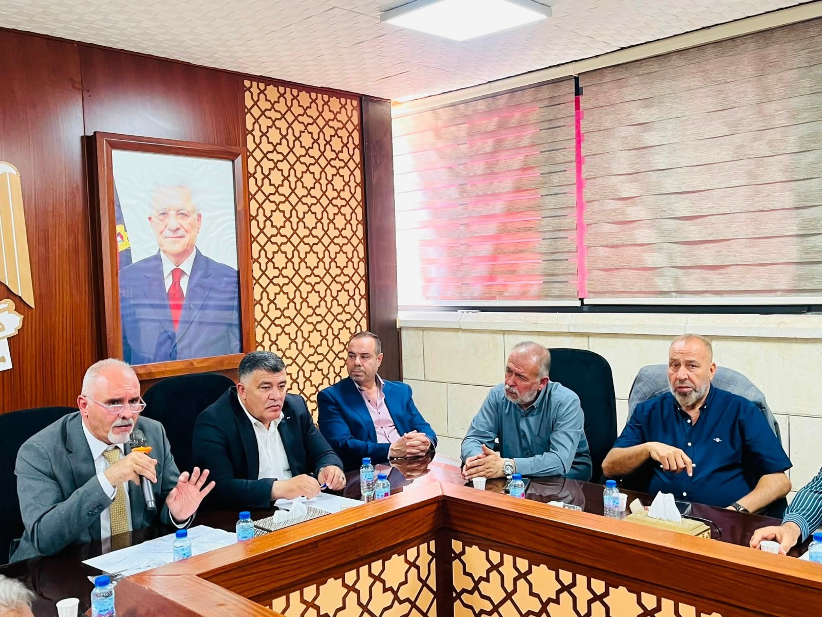 البروفيسور رزق سليمية يبحث مع مزارعي المحافظات الشمالية آليات التنفيذ لدعم المتضررين