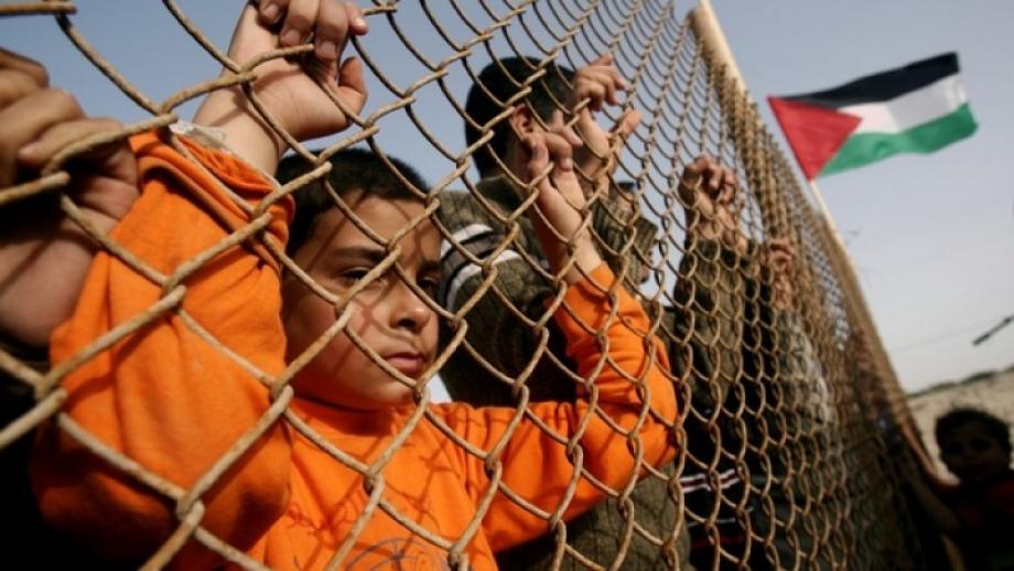 الحصار وإغلاق المعابر وتدمير القطاع الزراعي والخدماتي