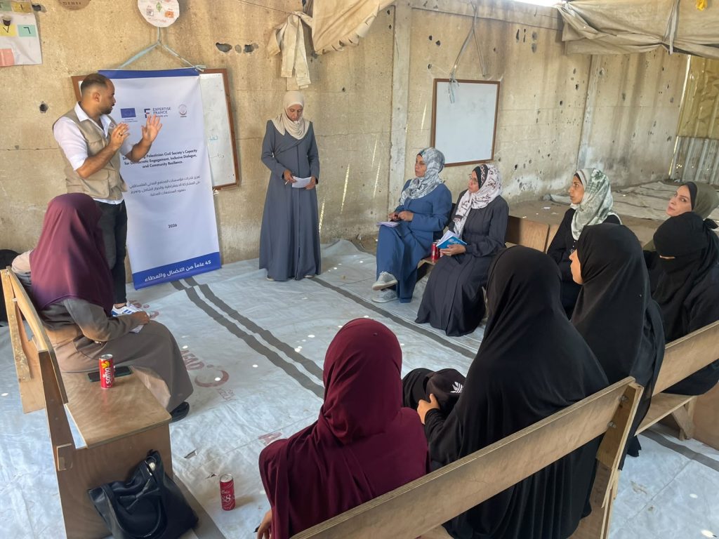 نظمت جمعية المرأة العاملة ورشة مبادرات نسوية دير البلح لـ تعزيز دور النساء وتمكين عضوات مجلس الظل من صنع الأثر بـ المجتمع.