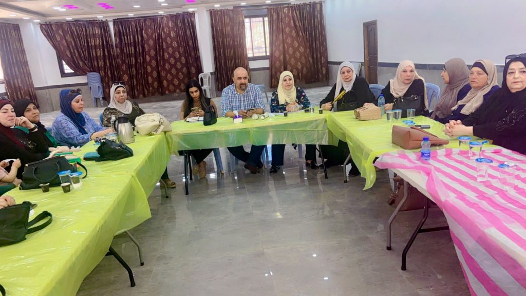 "المرأة العاملة" تنظم ورشة توعوية في بيتونيا لتعزيز المشاركة السياسية وحرية الرأي والتعبير