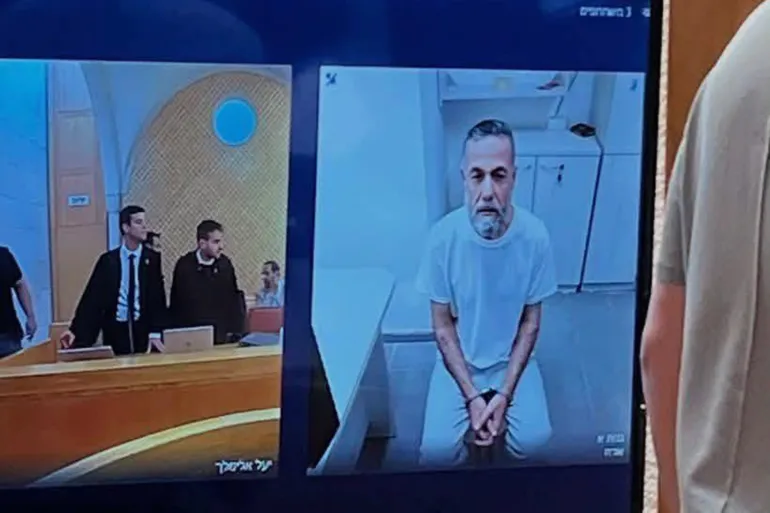 خبراء أمميون يطالبون إسرائيل بالإفراج الفوري عن الطبيب الأسير حسام أبو صفية