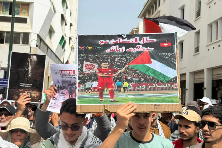 حكيم زياش معروف بمواقفه الداعمة لفلسطين (الجزيرة)