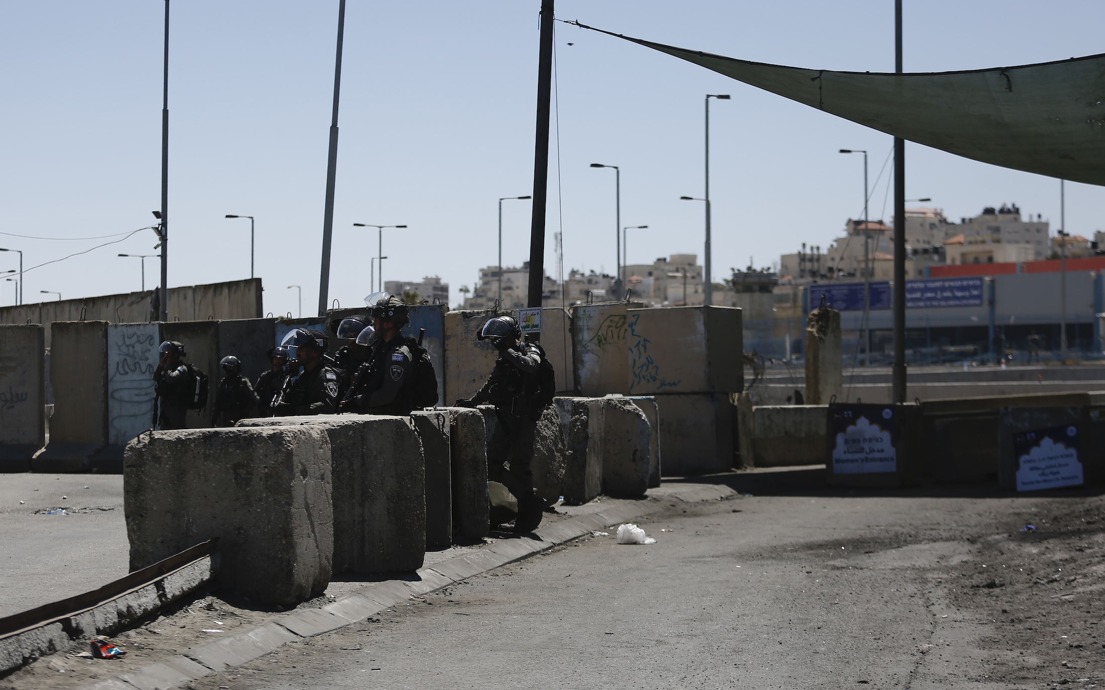 تقييد الحركة في شمال غرب القدس: الاحتلال يفرض تصاريح على الأهالي