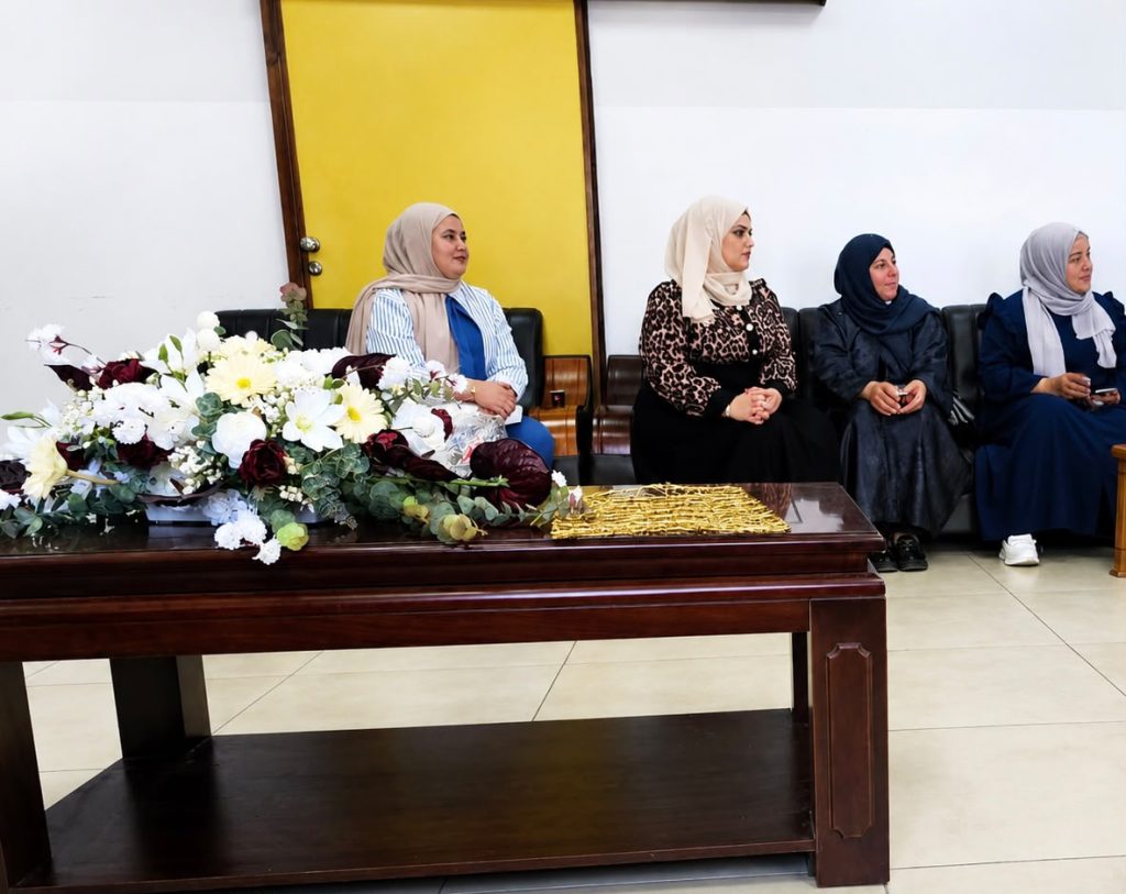 لقاء جمعية المرأة العاملة ومجلس الظل مع بلدية ترقوميا بالخليل